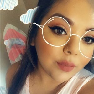 Meet your Posher, Karina